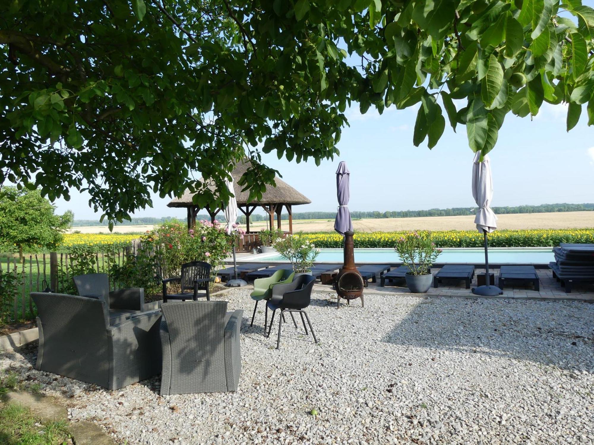 Bed and Breakfast Tisza White House Tiszaszolos Экстерьер фото